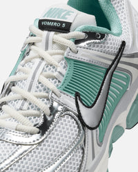 Nike Women's Zoom Vomero 5 Summit White/Metallic Silver-Wolf Grey