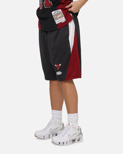 Mitchell & Ness Chicago Bulls Millenium Shorts Black/Red