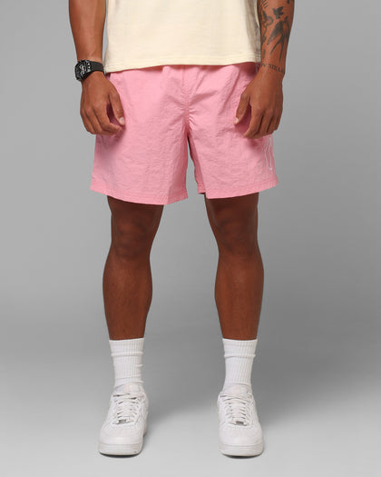 Loiter Walk Shorts Pink