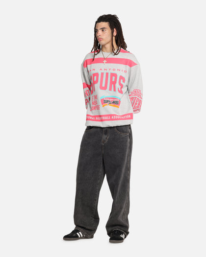 Mitchell & Ness San Antonio Spurs Letterform Crewneck Grey Marle