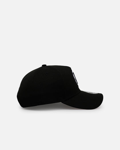 New Era Brooklyn Nets 'Team Color Hearts' 9FORTY A-Frame Snapback Official Team Color