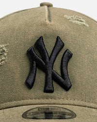 New Era New York Yankees 'Distressed Olive' 9FORTY A-Frame Snapback Olive
