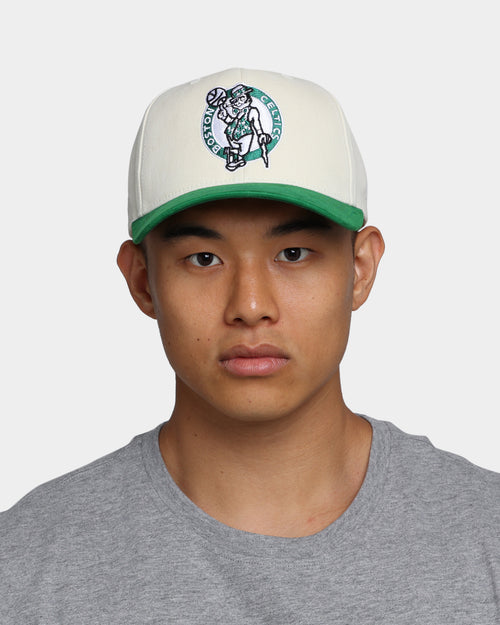 Mitchell & Ness Boston Celtics Pro Crown Snapback Off White/Green