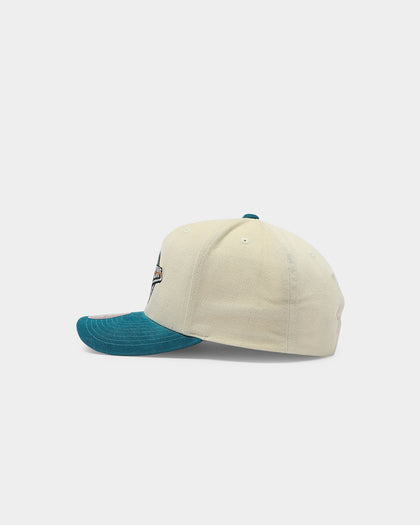 Mitchell & Ness Detroit Pistons Pro Crown Snapback Off White/Teal