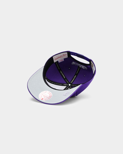 Mitchell & Ness Los Angeles Lakers Finals History Deadstock Snapback Purple