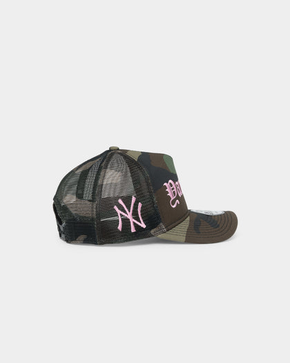 New Era New York Yankees "Camo Twist" 9FORTY A-Frame Trucker Snapback Camo Pink