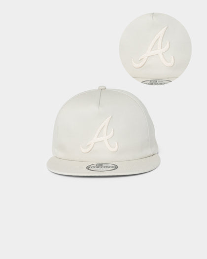 New Era Atlanta Braves 'Chain Stitch' Old Golfer Snapback Stone