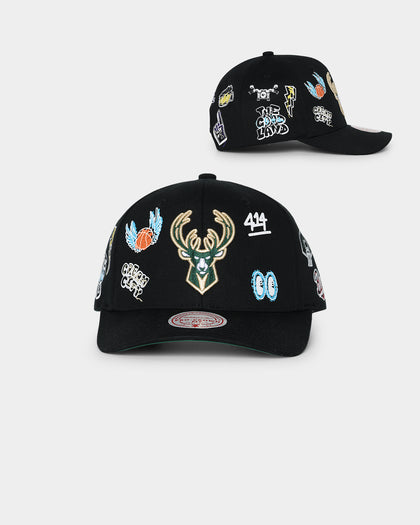 Mitchell & Ness Milwaukee Bucks 'Hand Drawn Doodle' Pro Crown Snapback Black