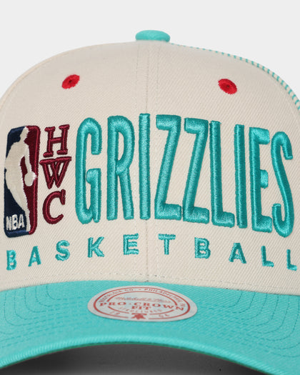 Mitchell & Ness Vancouver Grizzlies '90s Training Camp' Pro Crown Snapback Cream