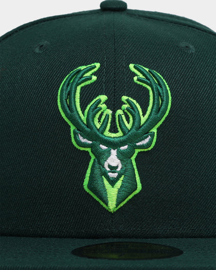 New Era Milwaukee Bucks 'Christmas Tree' 59FIFTY Fitted Green