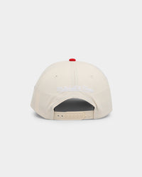 Mitchell & Ness Chicago Bulls Vintage White Script Wool Snapback Vintage White