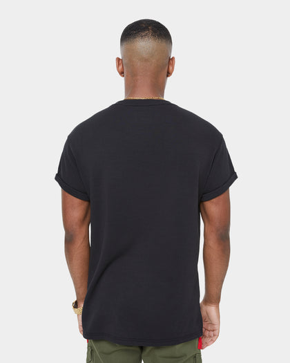 Carré Militant Short Sleeve T-Shirt Black
