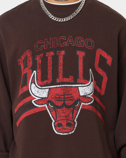 Mitchell & Ness Chicago Bulls Headline Crewneck Baroque Brown