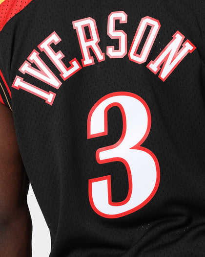 Mitchell & Ness Philadelphia 76ers Allen Iverson #3 '06 Road Swingman Jersey Black