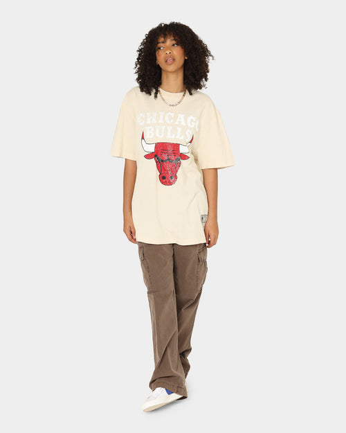 Mitchell & Ness Chicago Bulls Oversized Logo T-Shirt Sand
