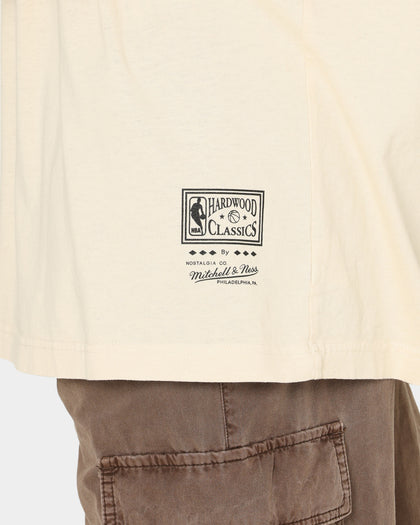 Mitchell & Ness Chicago Bulls Oversized Logo T-Shirt Sand