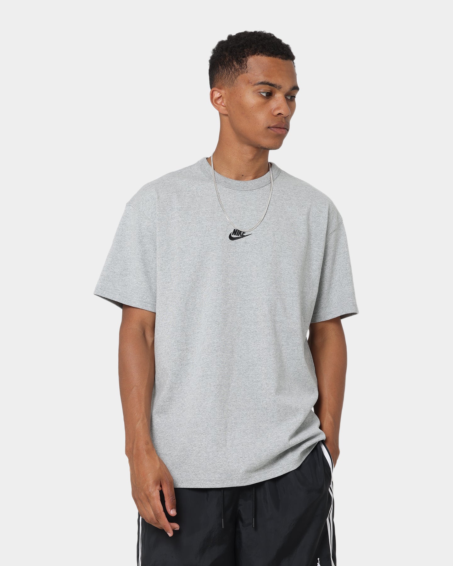 NIKE Tee / SHORT SETUP【men's S】 Nike Nike Sportswear Premium Essential Sustainable T-Shirt Dark