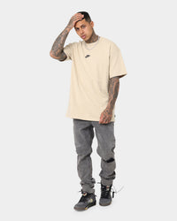 Nike Nike Sportswear Premium Essential Sustainable T-Shirt Rattan