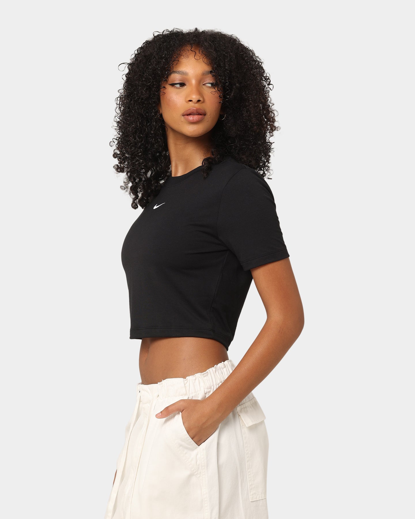 nike shorts crop top