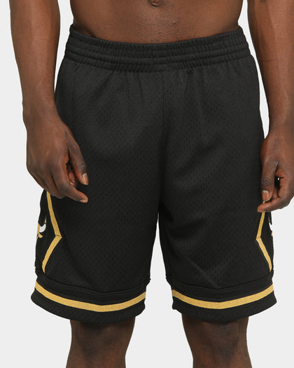 Mitchell & Ness Men's Chicago Bulls HWC Swingman Short Black/Gold