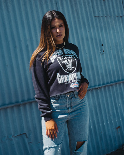Mitchell & Ness Women's Raiders Champs Vintage Crew Faded Black