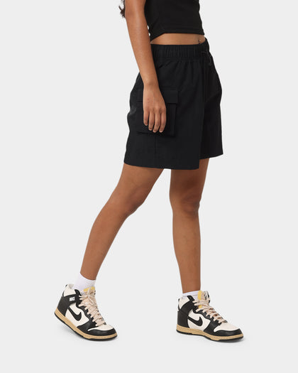 Nike Women's Nike Essential Woven High-Waisted Shorts Black/White