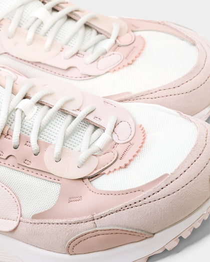 Nike Women's Air Max 90 Futura Summit White