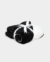 Nike Faux Fur Blanket Black/White