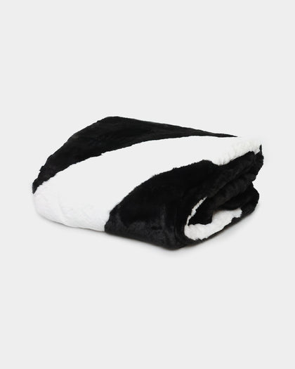 Nike Faux Fur Blanket Black/White