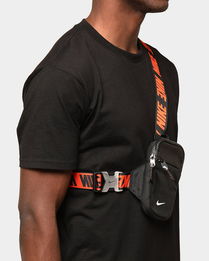 Nike Sportswear Essentials Hip Pack Black/Black/White
