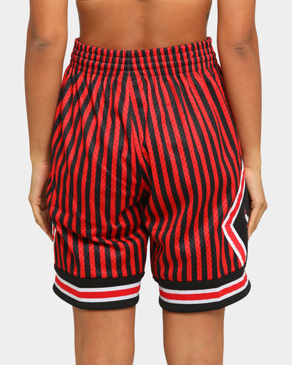 Mitchell & Ness Men's Chicago Bulls 1997 Striped SM Short Black/Red