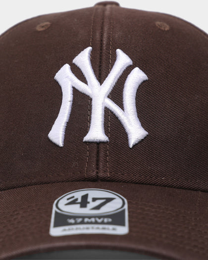 47 Brand New York Yankees Legend Strapback Brown
