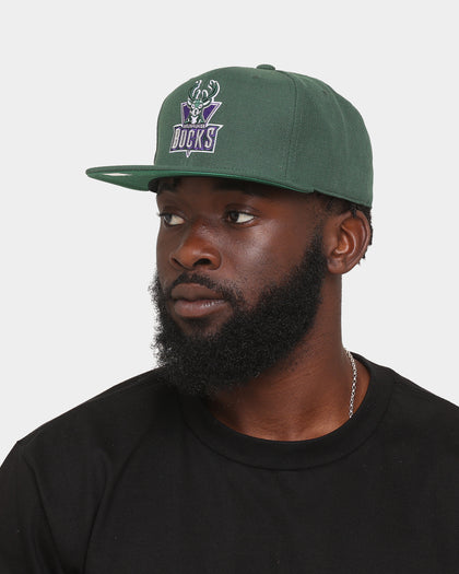 Mitchell & Ness Milwaukee Bucks 'Team Ground 2.0 Hardwood Classics' Fitted Green