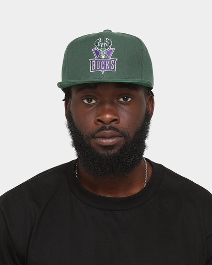 Mitchell & Ness Milwaukee Bucks 'Team Ground 2.0 Hardwood Classics' Fitted Green