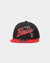 Mitchell & Ness Chicago Bulls 'Team Script 2.0 Hardwood Classics' Fitted Black