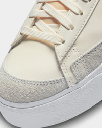 Nike Women's Blazer Low Platform Sail/White-White