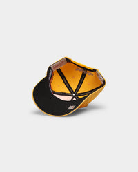 Mitchell & Ness Los Angeles Lakers 'Champ Patch' Classic Red Snapback Yellow