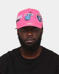 Mitchell & Ness Miami Heat 'Highway' Pro Crown Snapback Pink