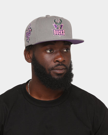 Mitchell & Ness Milwaukee Bucks 'From Dusk' Fitted Grey