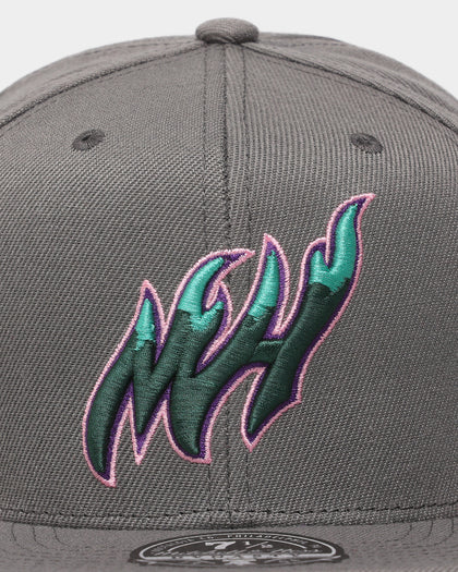 Mitchell & Ness Miami Heat 'From Dusk' Fitted Grey