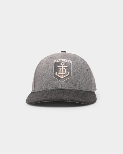 New Era Fremantle Dockers 'Melton Wool Cap' AFL '22 59FIFTY Low Profile Fitted Dark Grey