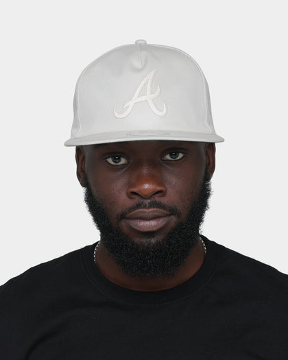 New Era Atlanta Braves 'Chain Stitch' Old Golfer Snapback Stone