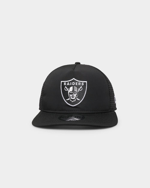 New Era Las Vegas Raiders 'OG Team Colour' Prolight Old Golfer Trucker Snapback OTC