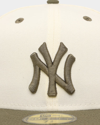 New Era New York Yankees 59FIFTY Fitted Chrome White