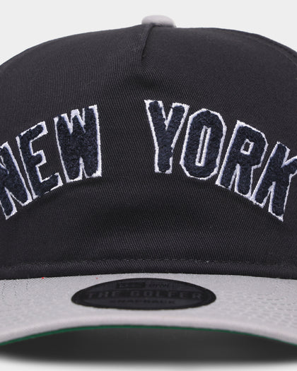 New Era New York Yankees 'Chenille' Golfer Snapback Navy