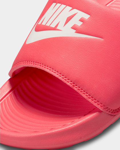 Nike Women's Victori One Sea Coral/Sail-White