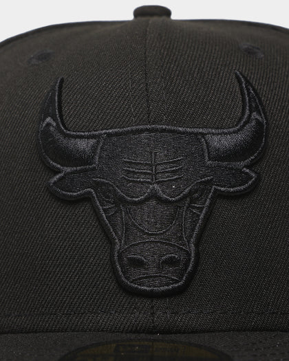 New Era Chicago Bulls 'Black On Black' 59FIFTY Fitted Black/Black
