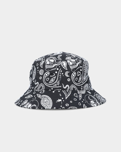 Saint Morta Paisley Skulls Bucket Hat Black/White
