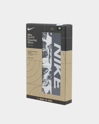 Nike Dri-FIT Essential Micro Trunk Sneaker Photo
