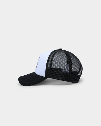 XLARGE Trucker Snapback White/Black